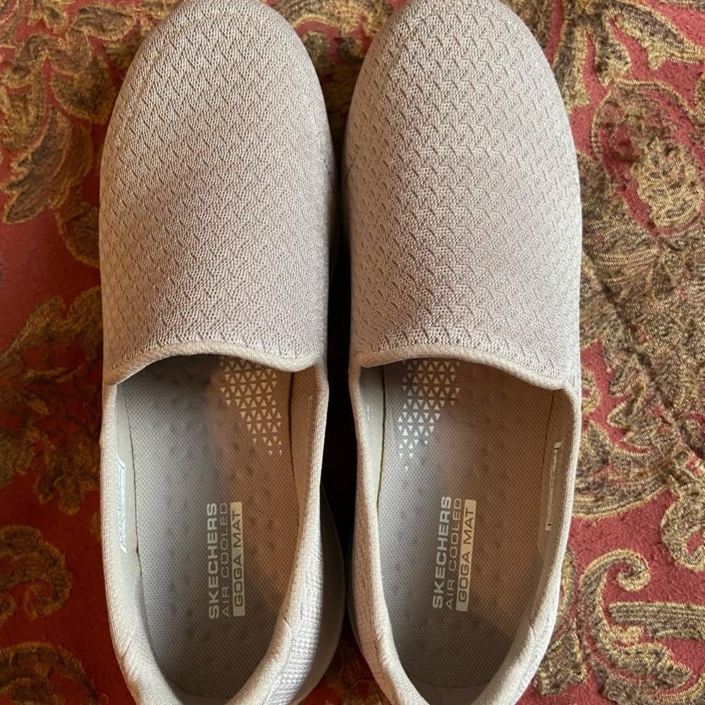 Skechers Go Walk Joy size 8